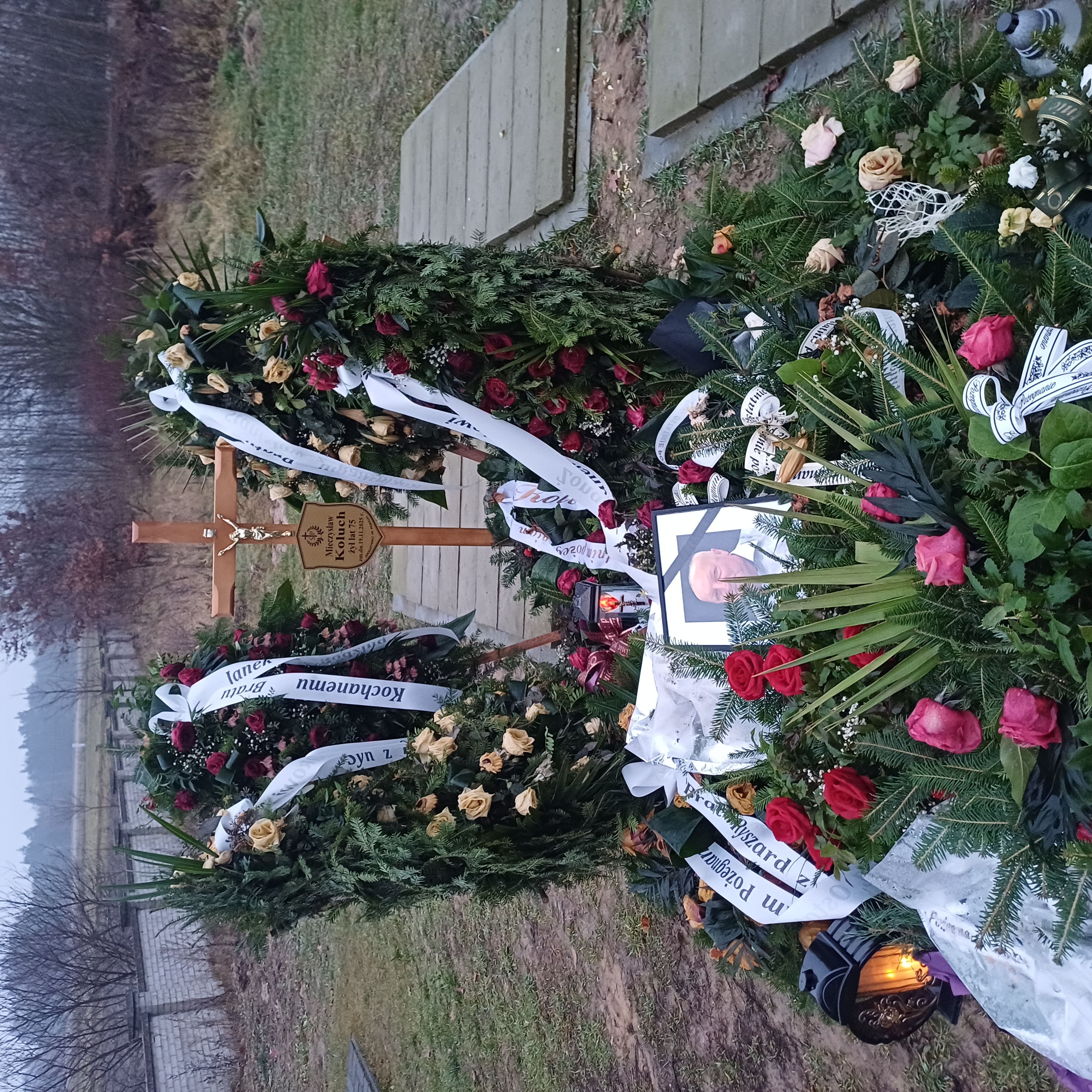 Grób Mieczysław Koluch