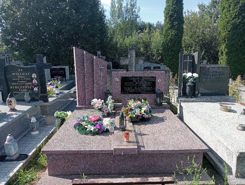 Grób Wanda Kamińska