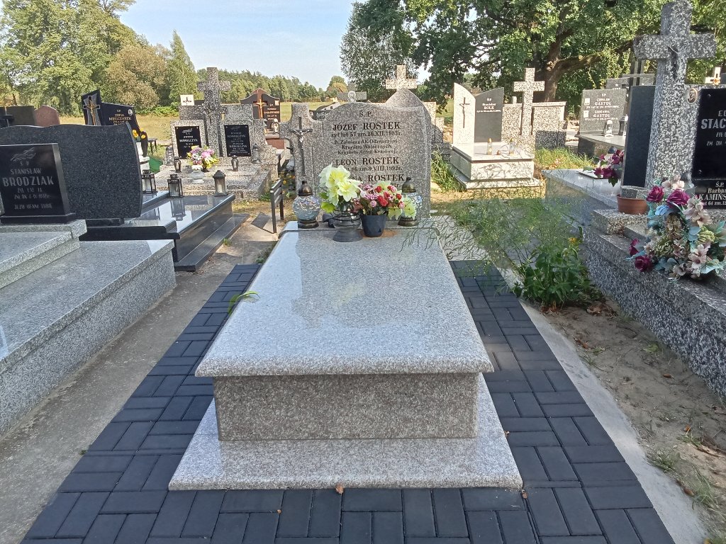 Grób Józef Rostek
