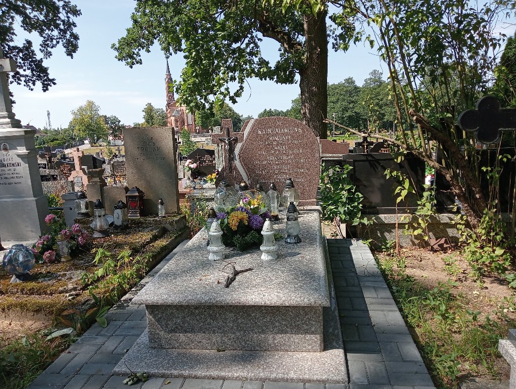 Grób Mieczysław Karczmarczyk